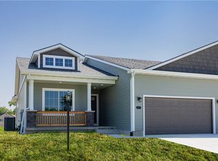 6597 NE 11th Ct, Des Moines, IA 50313