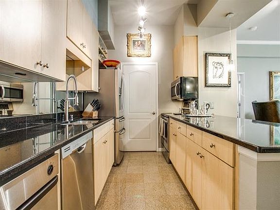 4th image of 3225 Turtle Creek Blvd #807