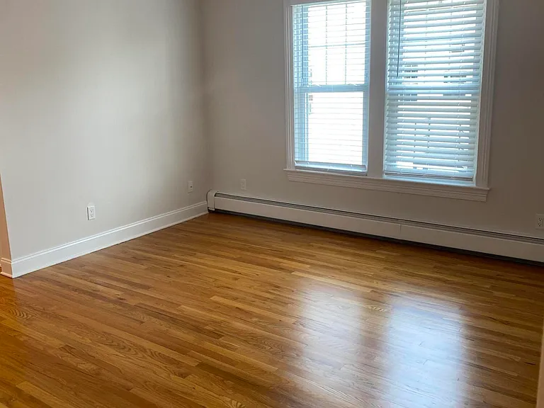 9 Sound View Ct #2B — Photo 6