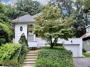 97 Large Ave, Hillsdale, NJ 07642