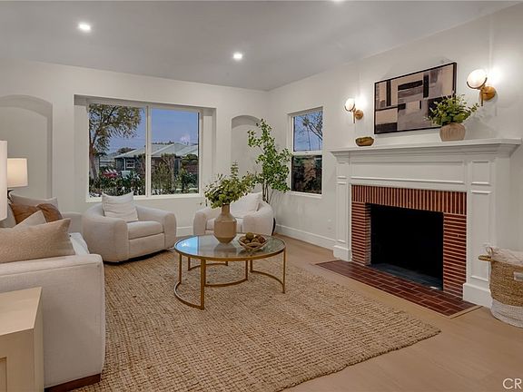 5th image of 3682 Buckingham Rd