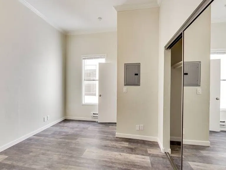 2228 Union St #207 — Photo 5