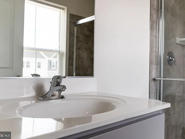 105 Milburn Dr — Photo 35