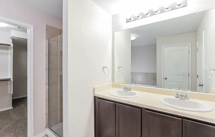 4652 Palmetto Pl — Photo 4