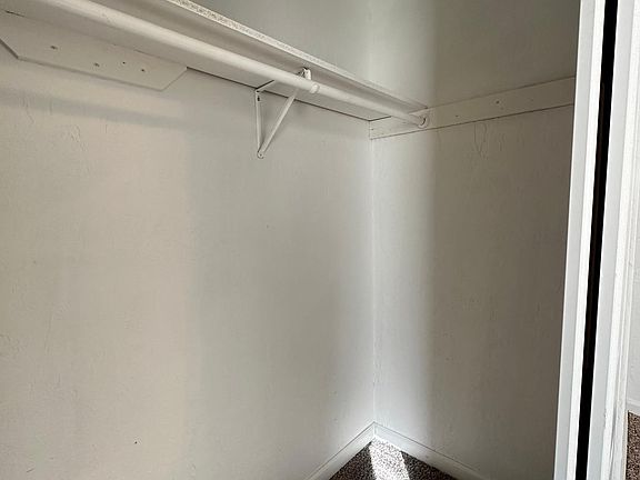 4th image of 1314 NW Baldwin Ave