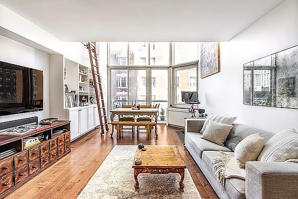 1st image of 250 W 90th St APT 6F