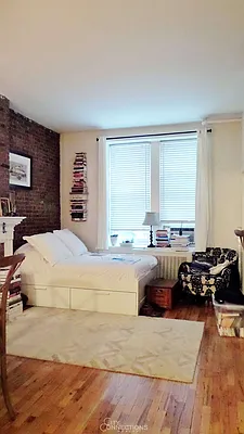 Rented by City Connections Realty | media 12