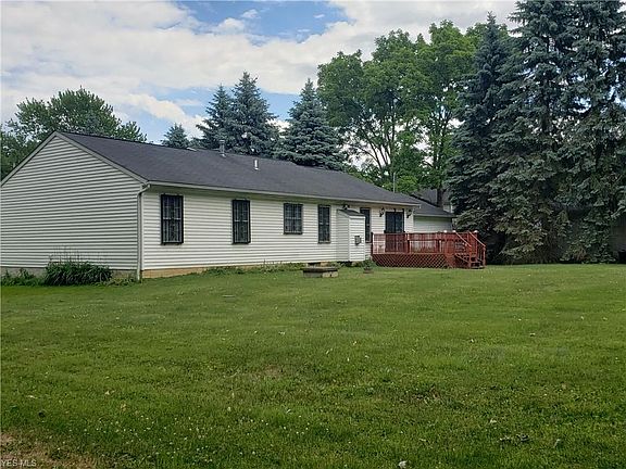 2nd image of 7428 Lake Ave