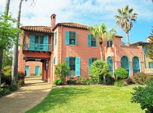 1616 Broadway St, Galveston, TX 77550