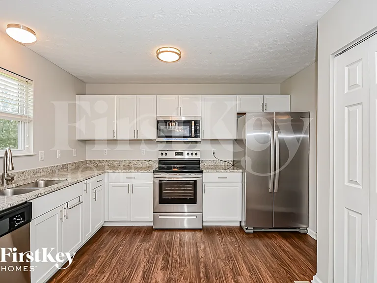 1106 Linford Cir — Photo 7