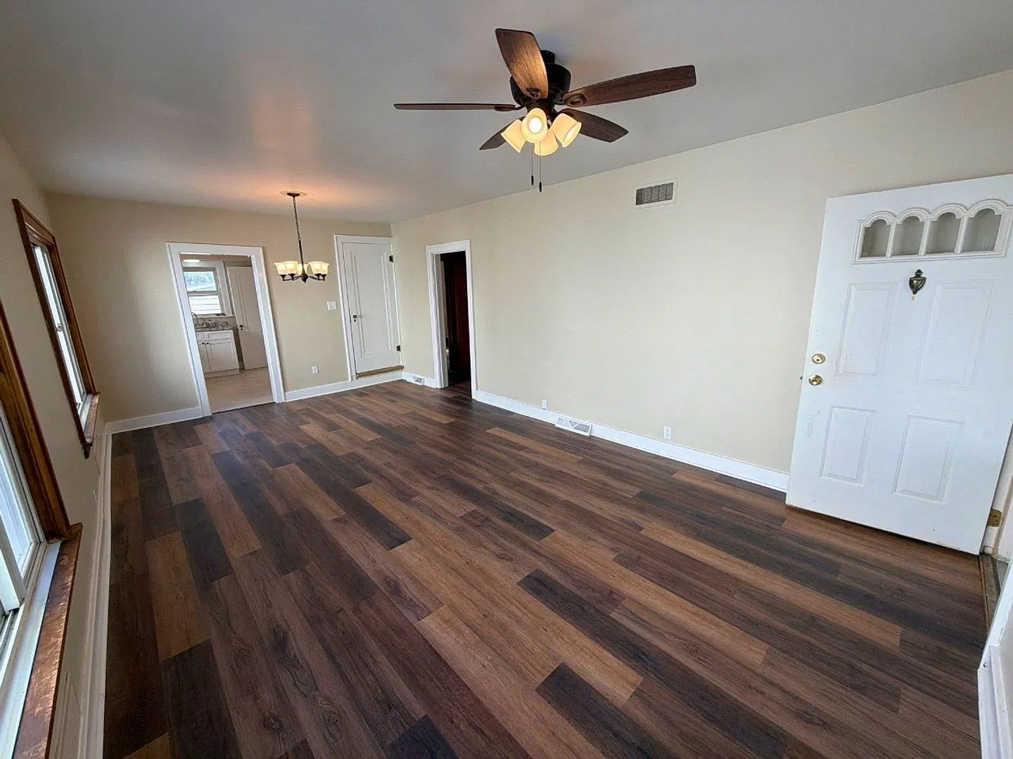 Beautifully Renovated 3 Bedroom Home in Marland Heights, Weirton! — Photo 3