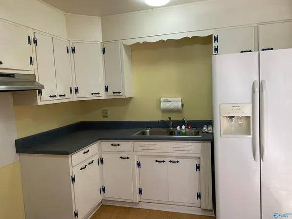 3100 Pulaski Pike NW, Huntsville, AL 35810