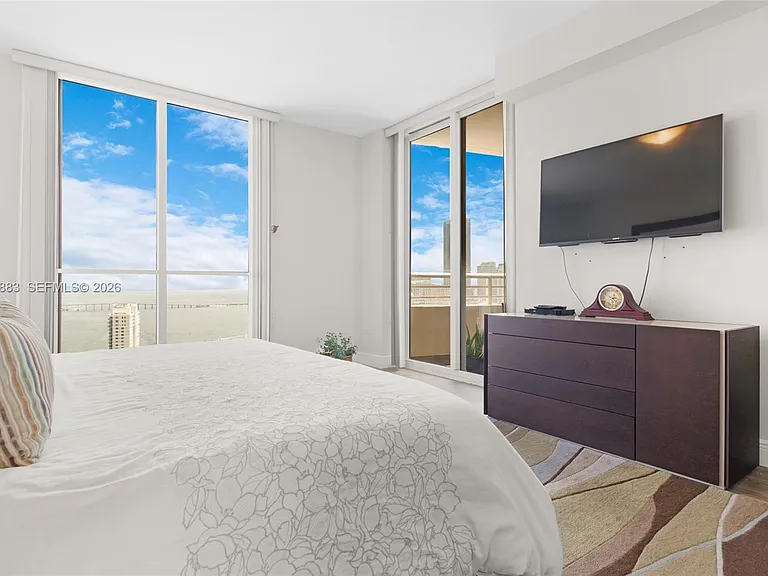 848 Brickell Key Dr #3905 — Photo 25