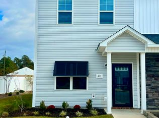 24 Outrigger Dr, Swansboro, NC 28584