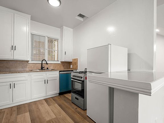 4th image of 9033 Rangely Ave #9035