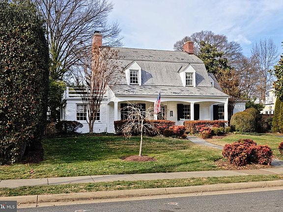 2nd image of 6122 Woodmont Rd