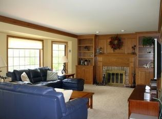 18540 Kestrel Trl, Brookfield, WI 53045