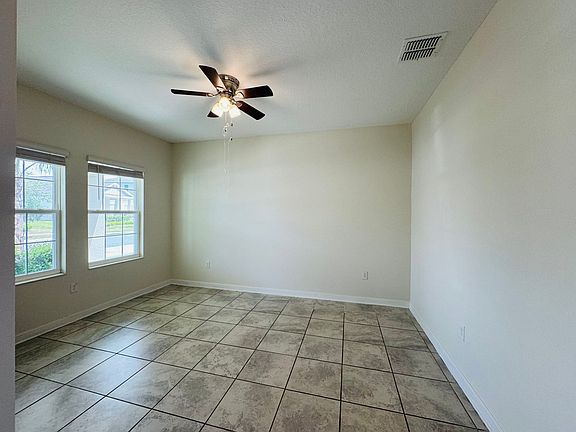 4th image of 18252 Oliver Twist Way