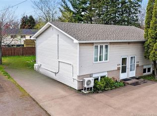 636 Elmwood Dr #634, Moncton, NB E1A2X5