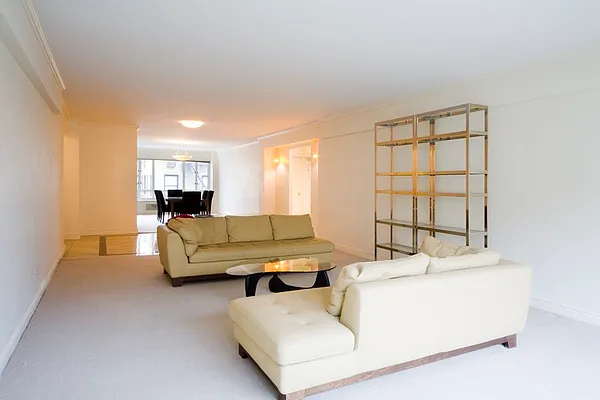 Sold by Sloane Square | media 6