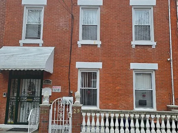 2023 41st St, Astoria, NY 11105