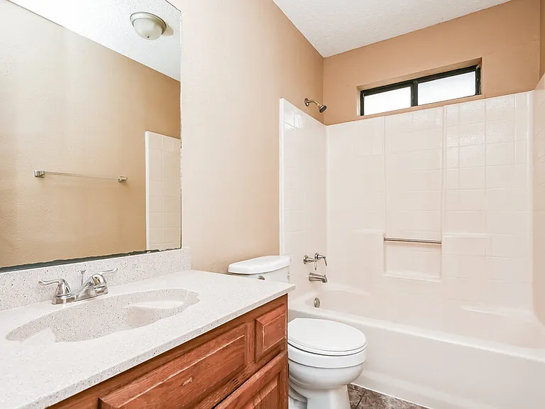 829 Minuteman Dr — Photo 15