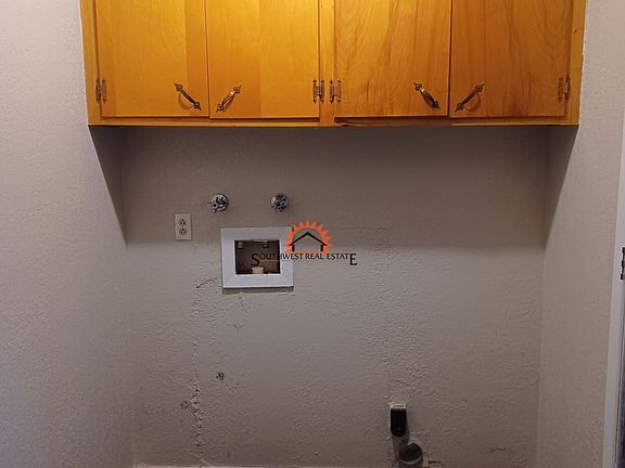 5th image of 620 Starlite Dr