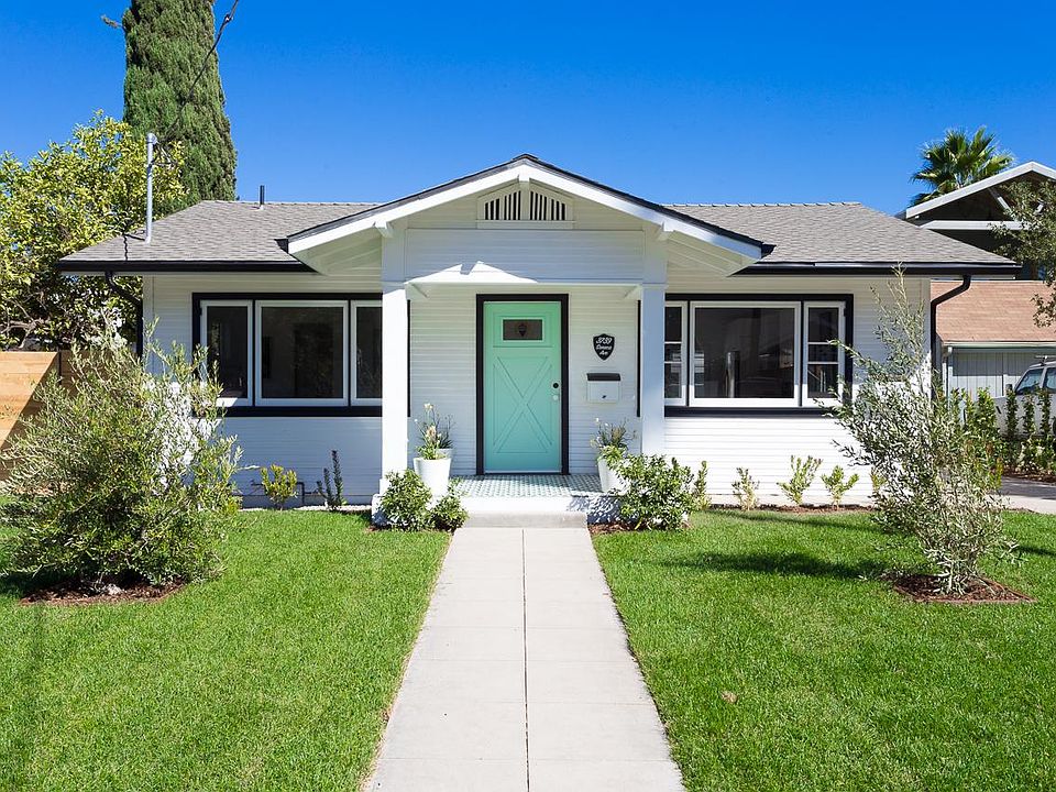 1st image of 3739 Seneca Ave