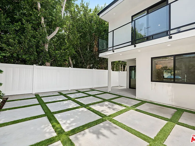 5841 Whitworth Dr — Photo 22