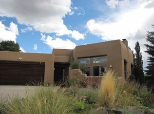 2302 Perilla Ct, Santa Fe, NM 87505