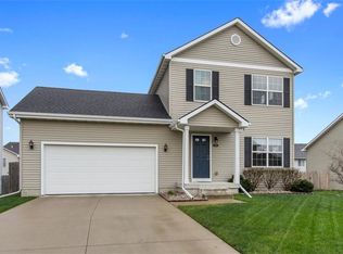 2610 River Meadows Dr, Des Moines, IA 50320