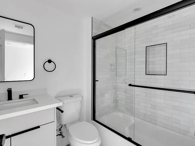 Best Priced Luxury 4 & 5 Bed Townhomes in Mid-City! — Photo 14
