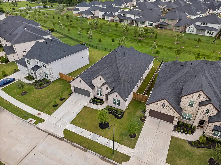 7327 Sunny Oak Ln — Photo 37
