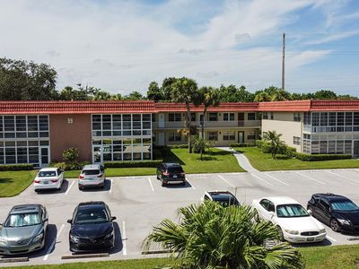 99 Spring Lake Dr APT 201, Vero Beach, FL, 32962