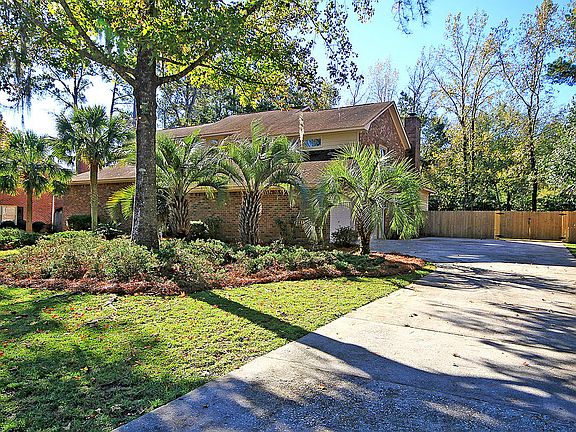 3rd image of 219 Brandywine Dr