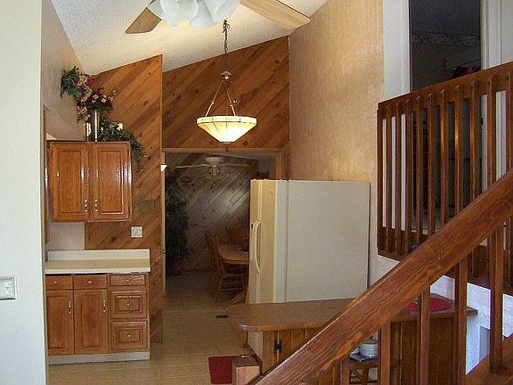 breakfast or dinning room