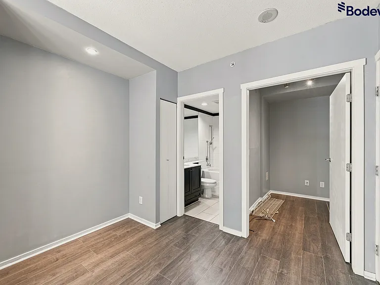 1001 Homer St #301 — Photo 9
