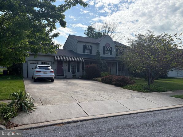 412 Edinburgh Rd, Middletown, PA 17057