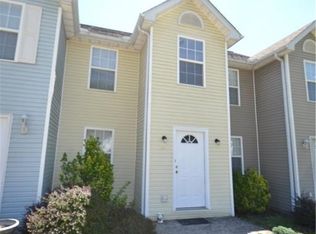 716 Jordan Pl, Nitro, WV 25143
