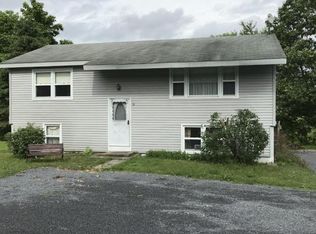 386 Gansevoort Rd, Gansevoort, NY 12831