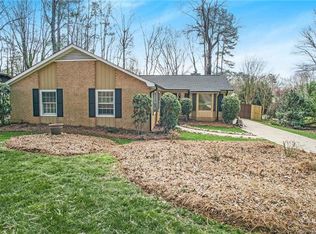 917 Burtonwood Cres, Charlotte, NC 28212