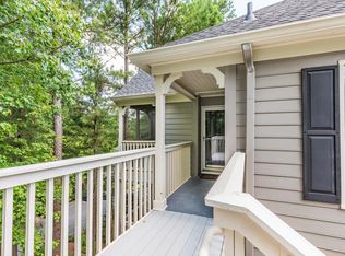 804 Camden Ct, Sandy Springs, GA 30327