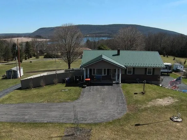 5752 Rose Valley Rd, Trout Run, PA 17771