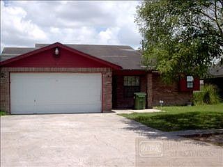 2nd image of 431 Whalen Rd