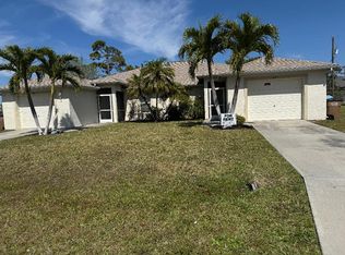 845 SE 8th Ter, Cape Coral, FL 33990