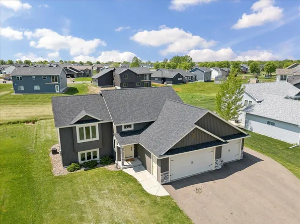 270 Pintail St, Baldwin, WI 54002