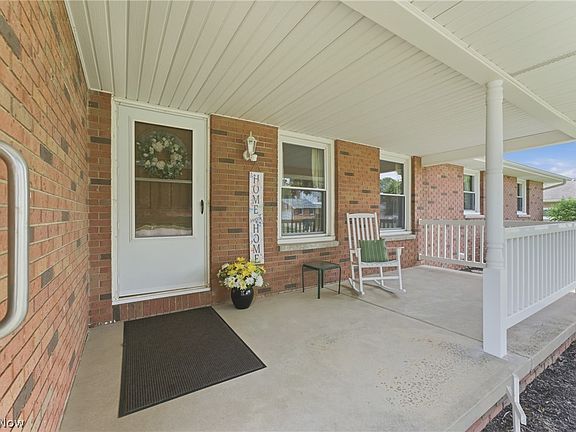 5th image of 1708 Edmar St