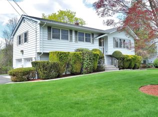 73 Laguna Dr, Wayne, NJ 07470