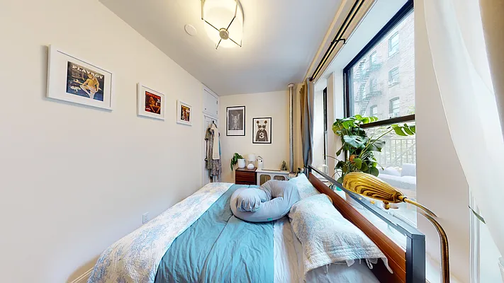 Rented by Bond New York | media 22