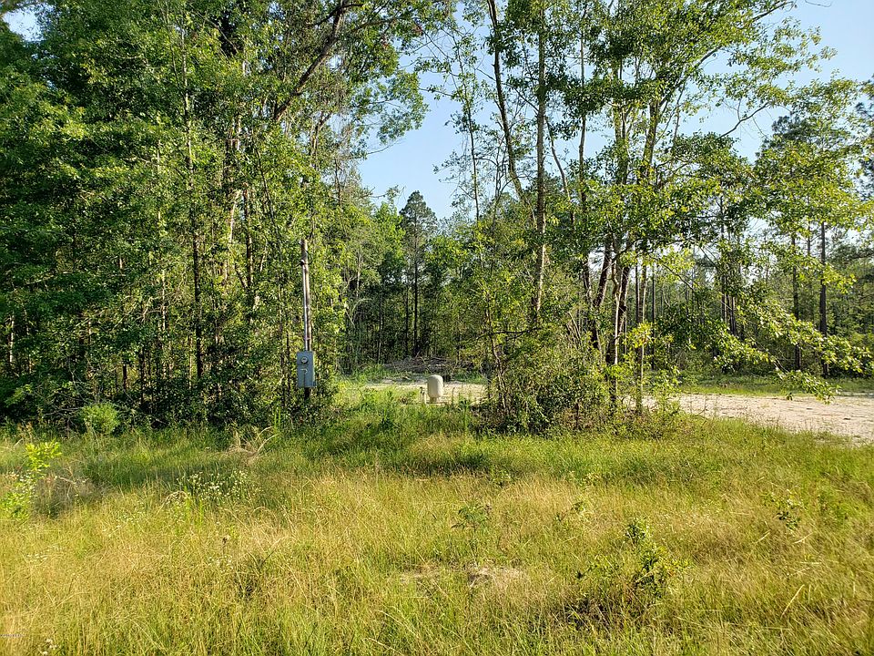 1st image of 2610 Motley Ln